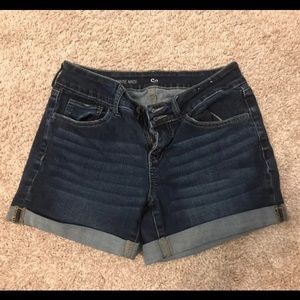 So Favorite Midi Shorts